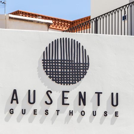 Ausentu Guest House Tortolì Exteriör bild