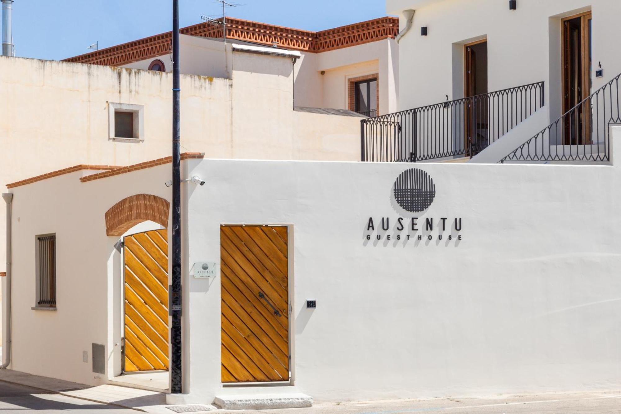 Ausentu Guest House Tortolì Exteriör bild